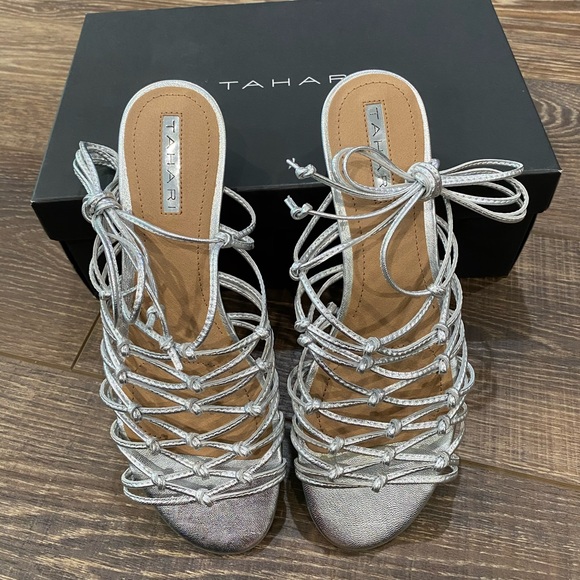 Tahari TA-Caper Wedge Sandal - Picture 6 of 6